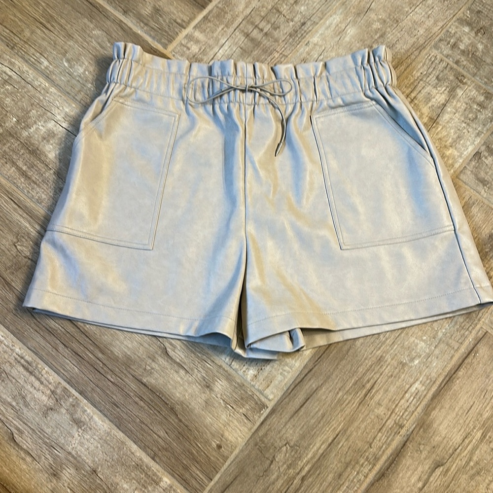 Bagatelle faux leather shorts size XL